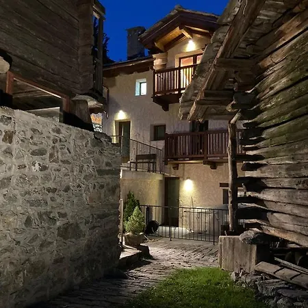 Bilocale Nel Cuore Del Cervino Apartmán
