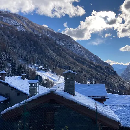 Apartment Bilocale Nel Cuore Del Cervino Valtournenche