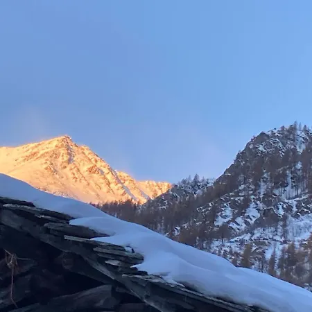 Bilocale Nel Cuore Del Cervino Valtournenche